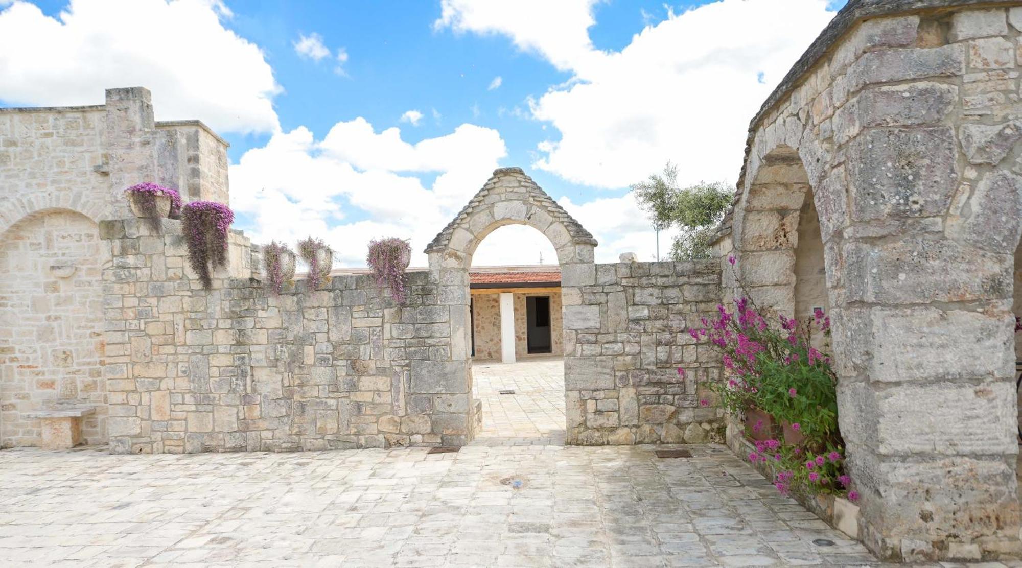 Resort Masseria Cecato 诺西 外观 照片